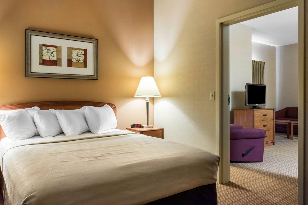 Extended America - Lancaster County 2* Mountville