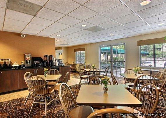 Extended America - Lancaster County Hotel Mountville
