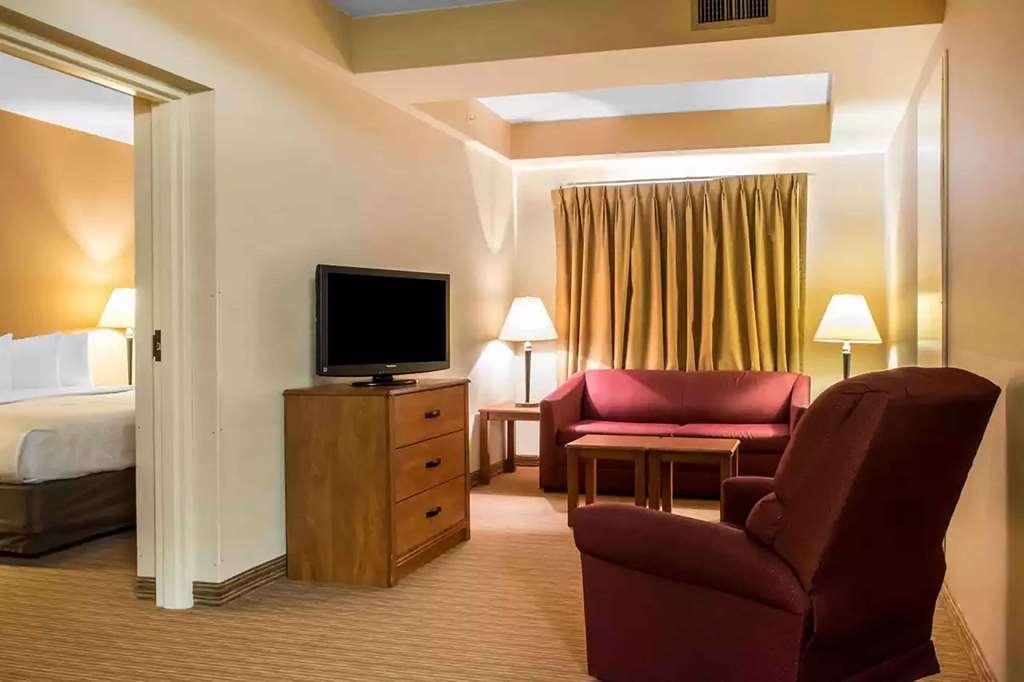 Extended America - Lancaster County 2*