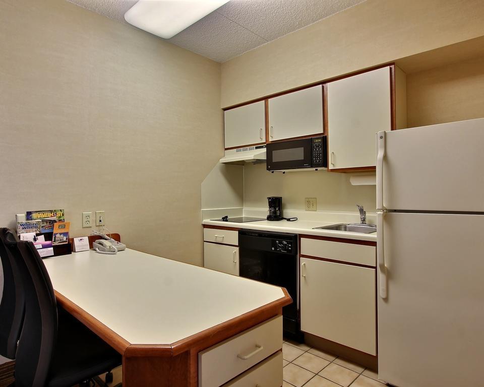 Hotel Extended America - Lancaster County 2*